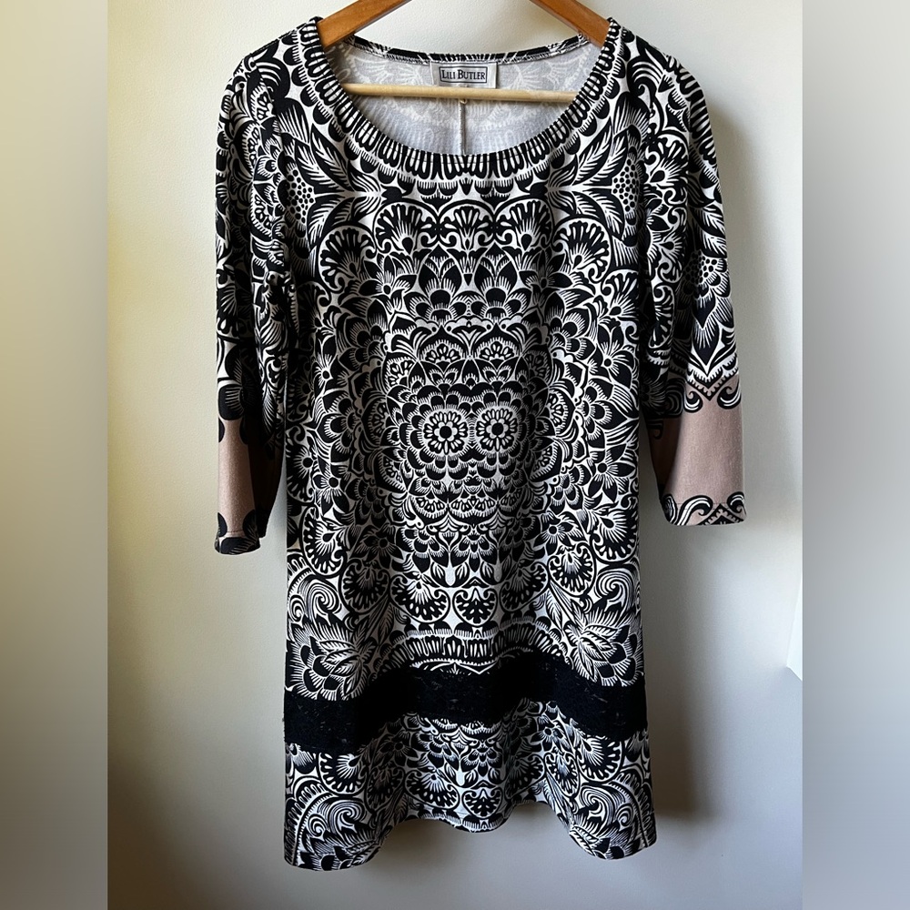 LILI‎ BUTLER Dress Floral Lace Stretchy Classic Retro Artsy Shift Comfy 10
